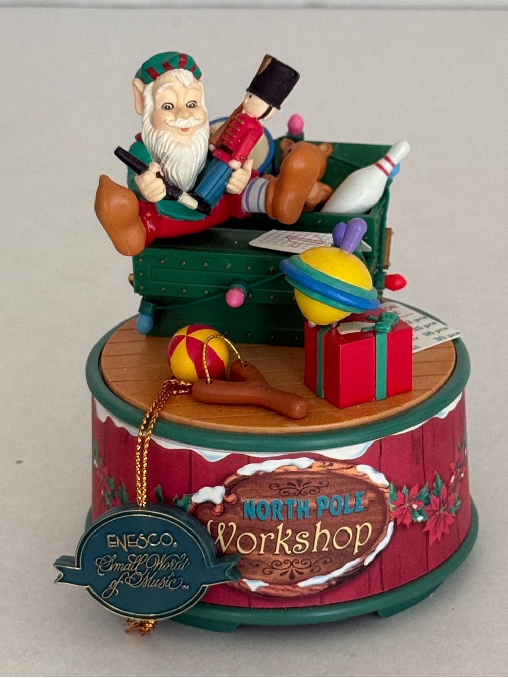1996 Enesco Last Minute Work Shop Musical Action Figure 178160 Santa Town